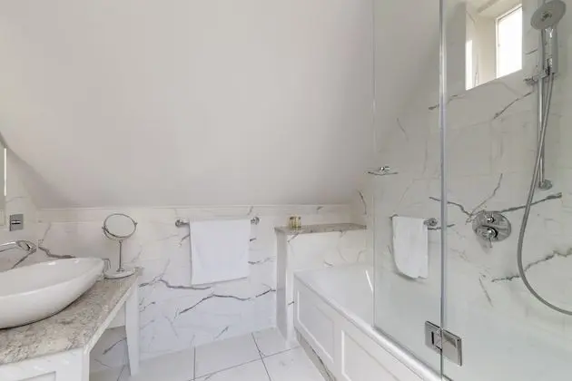 Executive Tek Büyük Yataklı Oda