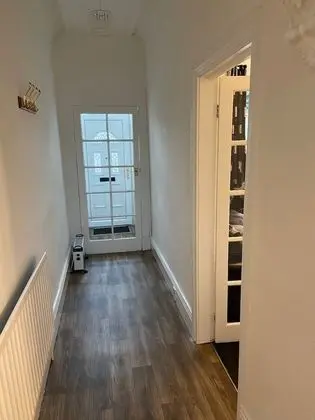 Comfort Ev, Özel Banyo, Bahçe Manzaralı (Delightful 4bed townhouse)