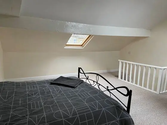 Comfort Ev, Özel Banyo, Bahçe Manzaralı (Delightful 4bed townhouse)