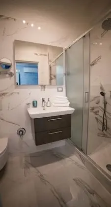 Deluxe Tek Büyük Yataklı Oda (Num. 4)