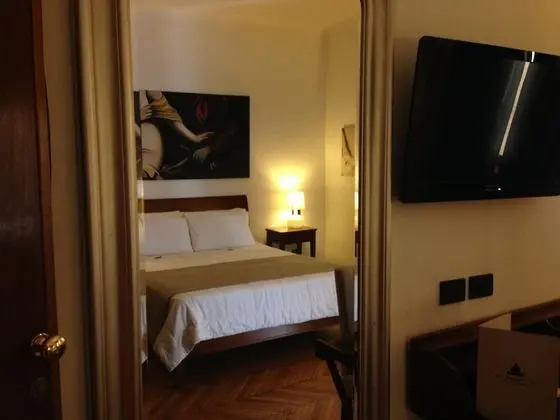 Tek Büyük Yataklı Oda, 1 Büyük (Queen) Boy Yatak