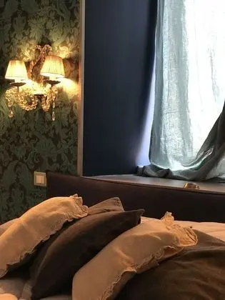 Design Tek Büyük Yataklı Oda, Sigara İçilmez