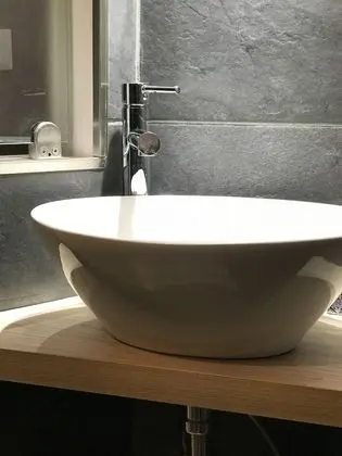 Design Tek Büyük Yataklı Oda, Sigara İçilmez