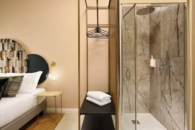 Design Tek Büyük Yataklı Oda, Sigara İçilmez