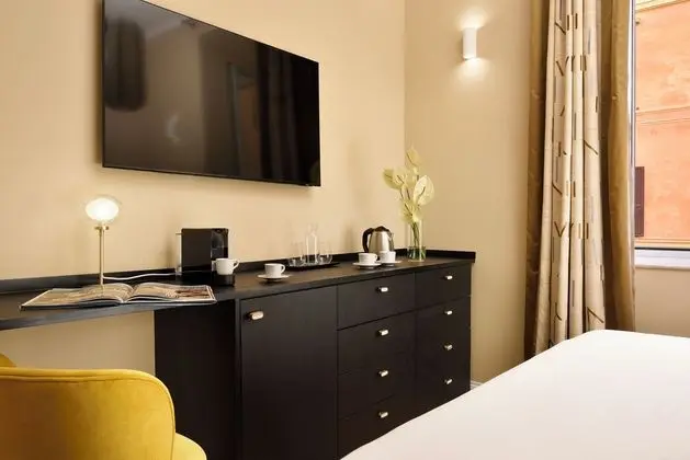 Design Tek Büyük Yataklı Oda, Sigara İçilmez