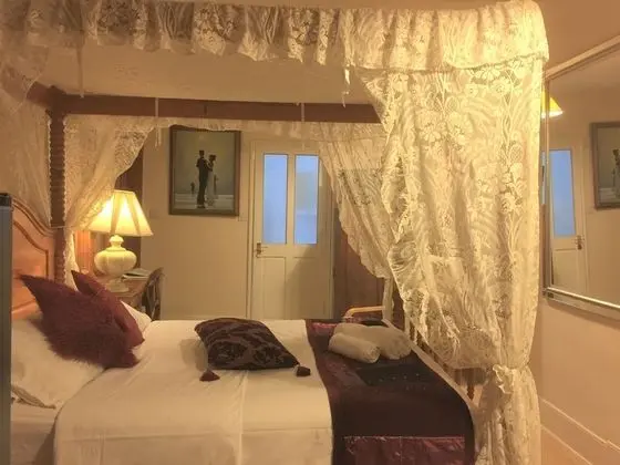 Tek Büyük Yataklı Oda, 1 En Büyük (King) Boy Yatak