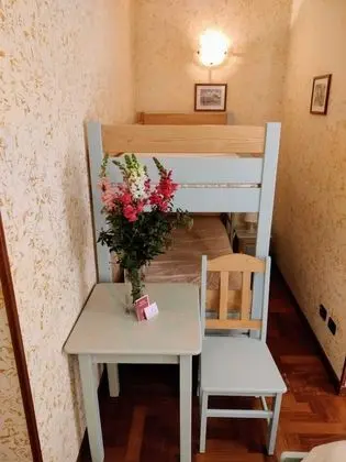 Üç Kişilik Oda