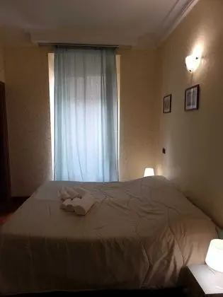 Üç Kişilik Oda