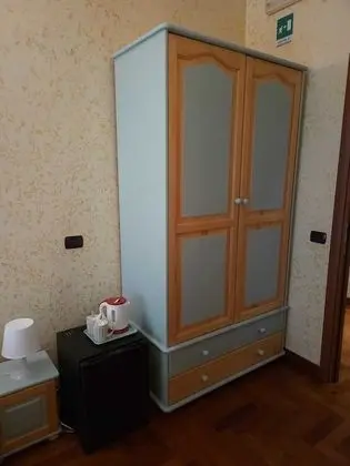Üç Kişilik Oda