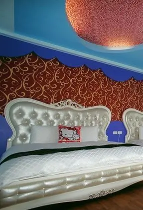Deluxe Dört Kişilik Oda