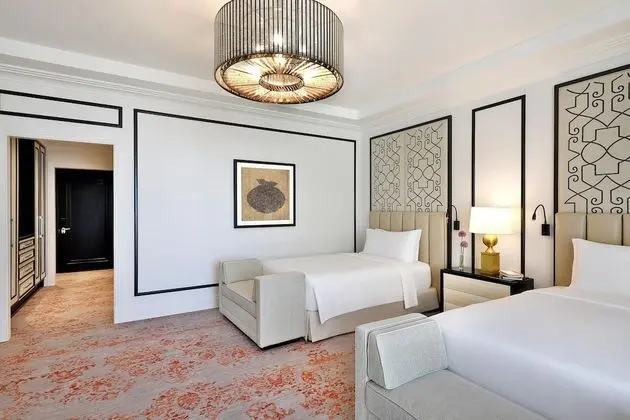 Grand Oda, 2 Çift Kişilik Yatak, Sigara İçilmez, Şehir Manzaralı