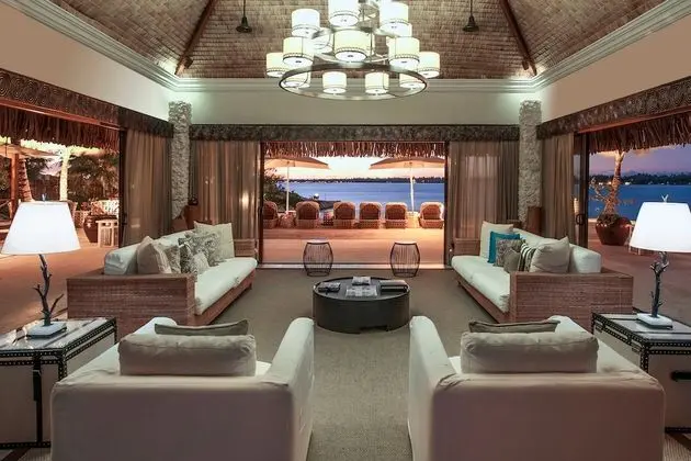 Royal Villa, 3 Yatak Odası, Plaj Manzaralı (Royal Estate)