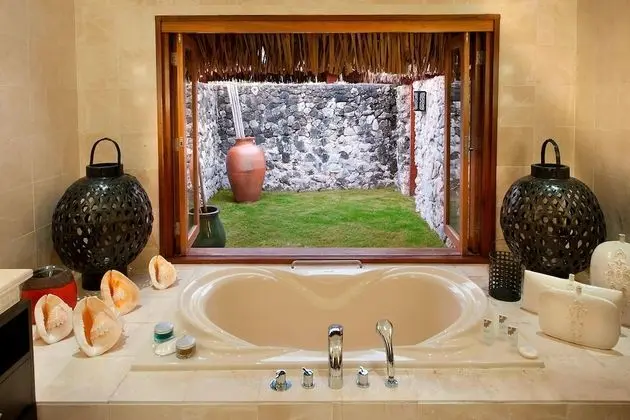 Royal Villa, 3 Yatak Odası, Plaj Manzaralı (Royal Estate)