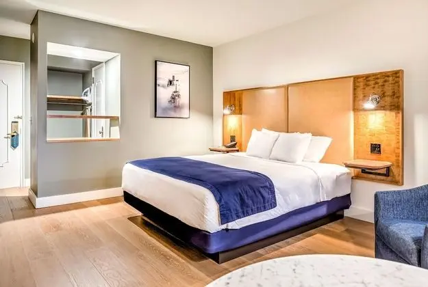 Standard Oda, 1 En Büyük (King) Boy Yatak