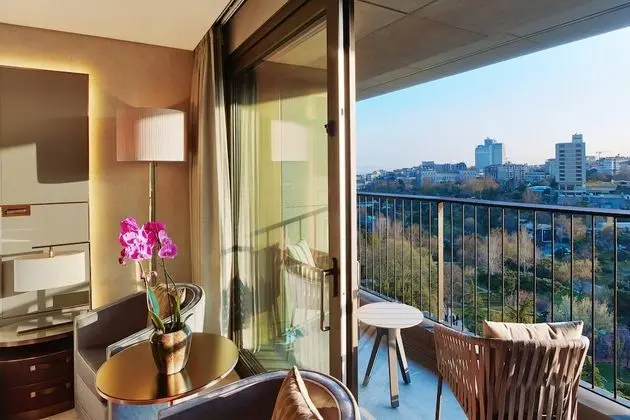 Grand Oda, 1 En Büyük (King) Boy Yatak, Balkon, Park Manzaralı (Grand Deluxe)