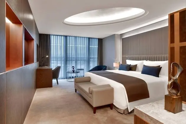 Süit, 1 Yatak Odası, Park Manzaralı (Empire Suite)