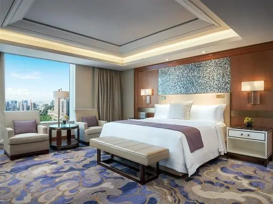 Çift ​​kişilik Deluxe King Bed
