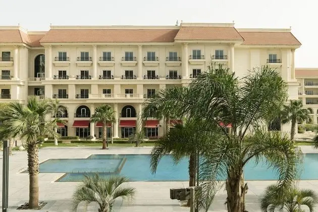 Deluxe Oda, 1 En Büyük (King) Boy Yatak, Balkon, Havuz Manzaralı