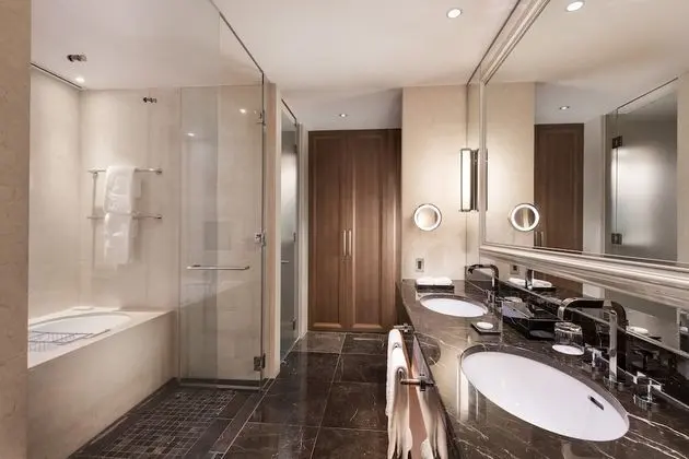 Grand Oda, 2 Çift Kişilik Yatak, Sigara İçilmez, Şehir Manzaralı