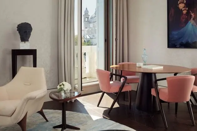 Grand Süit, 1 Yatak Odası, Kanal Manzaralı (Canal Suite)