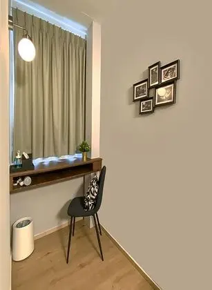 Double, Window, DAYUSE, 8 hours: 11AM-7PM