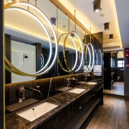 Kulübe, Ortak Banyo