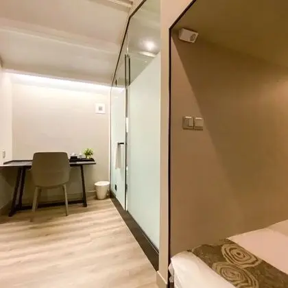 Double Room, SHORT OVERNIGHT,8 Hours:11:59PM-8AM