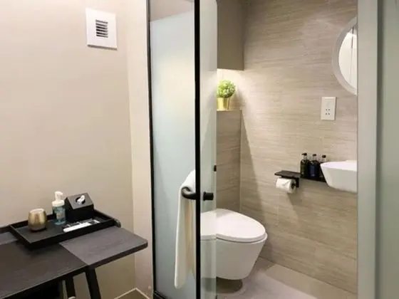 Double Room, SHORT OVERNIGHT,8 Hours:11:59PM-8AM