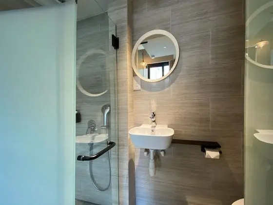 Cabin L, Window, Private Bathroom