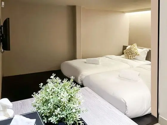 Cabin M, Twin, Shared Bathroom