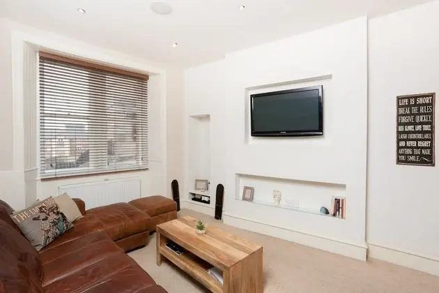 Stylish Stockbridge Apartment