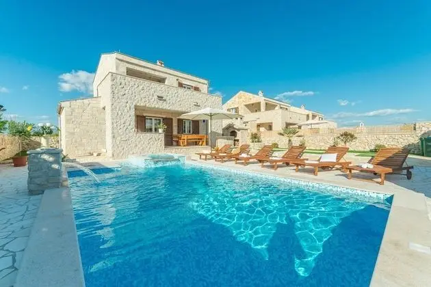 Villa, Birden Çok Yatak