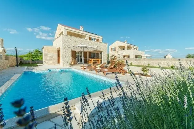 Villa, Birden Çok Yatak