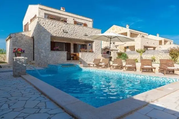 Villa, Birden Çok Yatak