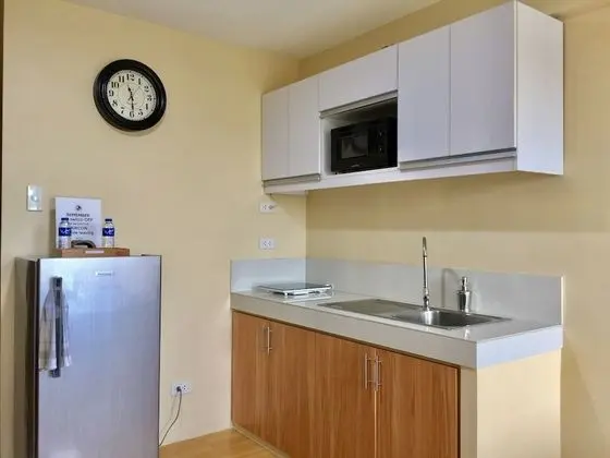 Stüdyo, Balkon, Havuz Manzaralı