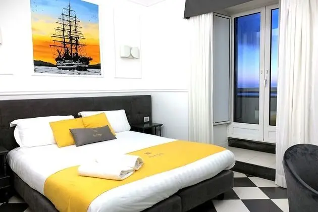 Tek Büyük Yataklı Oda, Deniz Manzaralı