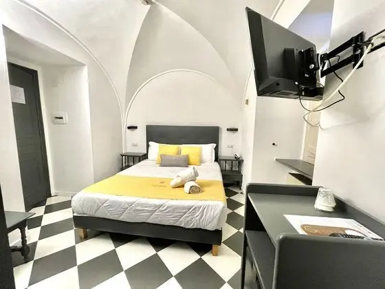 Tek Büyük Yataklı Oda (Internal View)