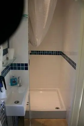 Family Oda (with Shower)