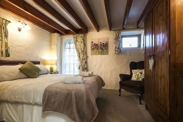 Traditional Apart Daire