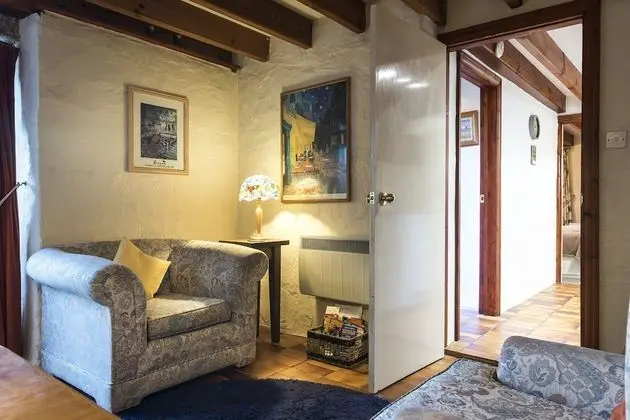 Traditional Apart Daire