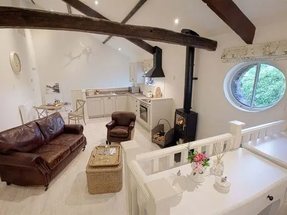 Luxury Apart Daire, Banyolu/Duşlu, Bahçe Manzaralı