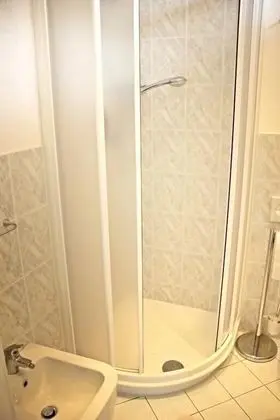 Family Dört Kişilik Oda