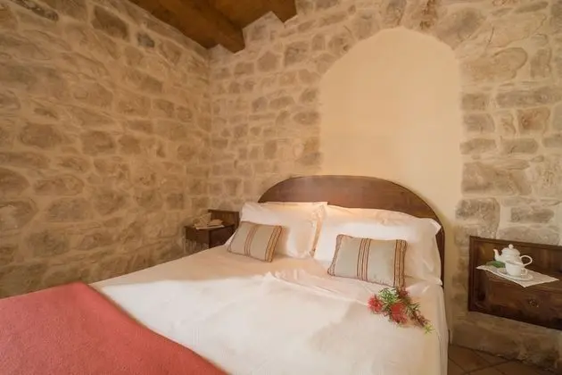 Classic Tek Büyük veya İki Ayrı Yataklı Oda