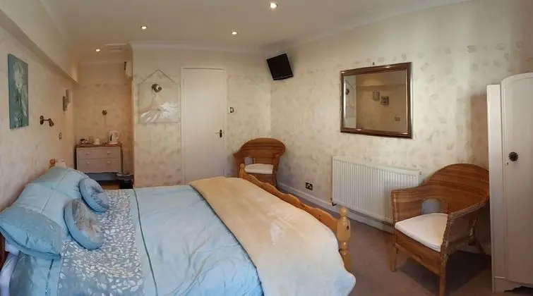 Tek Büyük Yataklı Oda