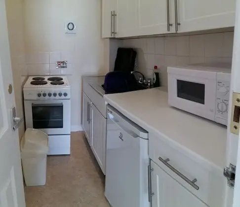 Tek Büyük Yataklı Oda