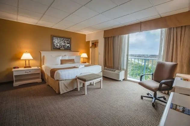 Corner King City Side Room