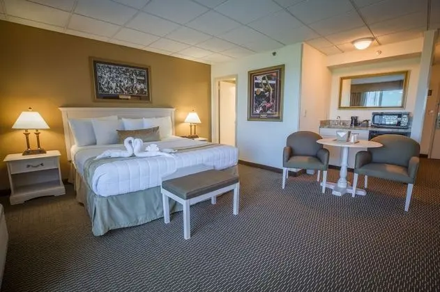 Corner King City Side Room