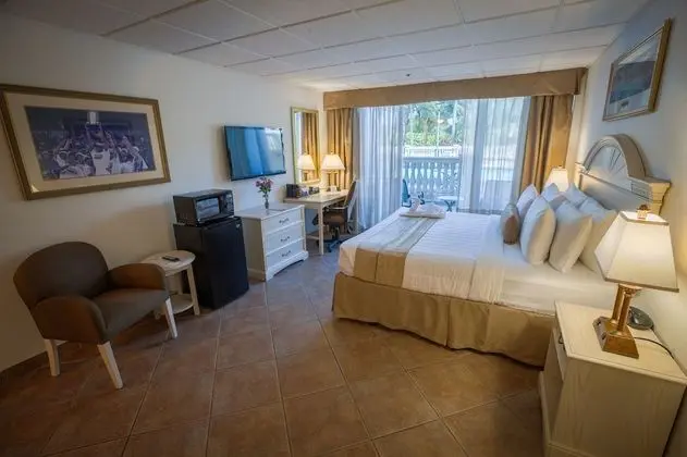 Pool Patio Jacuzzi Room