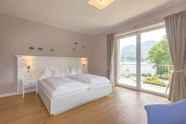 Design Tek Büyük Yataklı Oda, 1 En Büyük (King) Boy Yatak ve Çekyat, Göl Manzaralı, Göl Kenarı