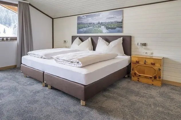 Tek Büyük Yataklı Oda